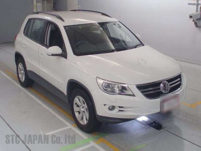 Volkswagen Tiguan 2009 2000cc Image