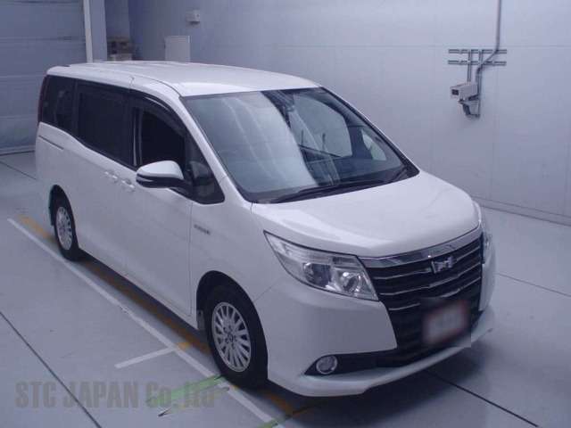Toyota Noah  2012 1800cc Image