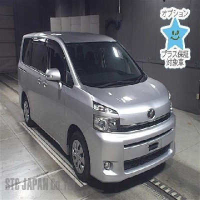 Toyota Voxy 2015 2000cc Image
