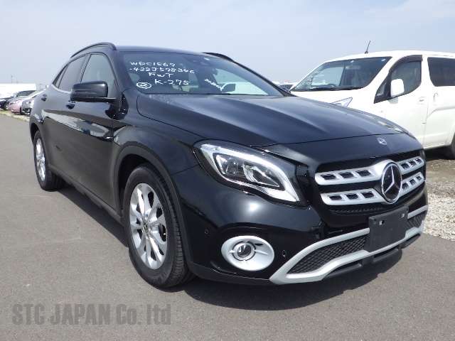 Mercedes Benz  GLA 180 2015 1600 CC Image