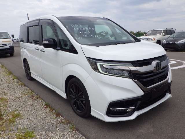 Buy Japanese Honda Stepwagon  At STC Japan