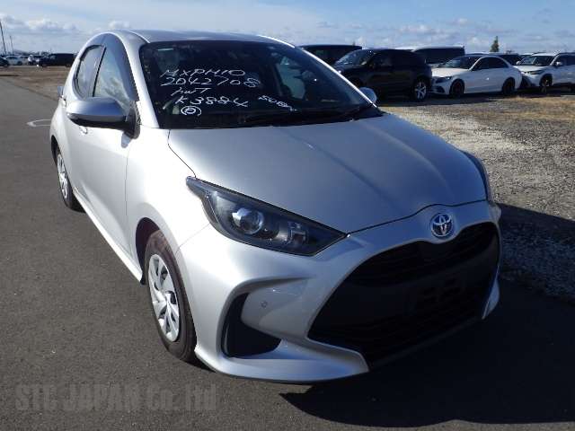 Toyota Yaris 2015 1500 CC Image