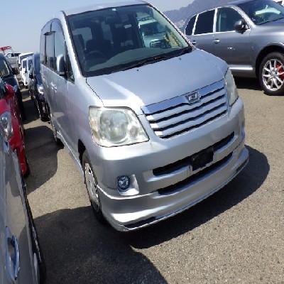 Toyota Noah 2003 2000Cc Image