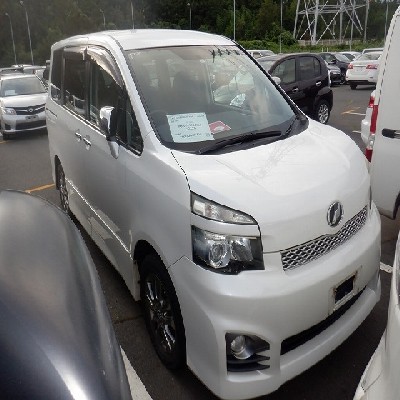 Toyota Voxy 2012 2000 Image