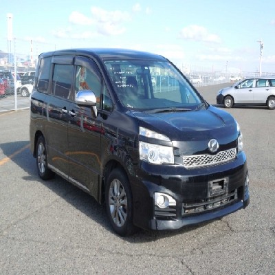 Toyota Voxy 2012 2000 Image