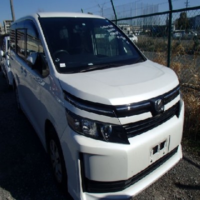 Toyota Voxy 2010 2000Cc Image