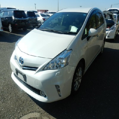 Toyota Prius Alpha 2010 1800Cc Image