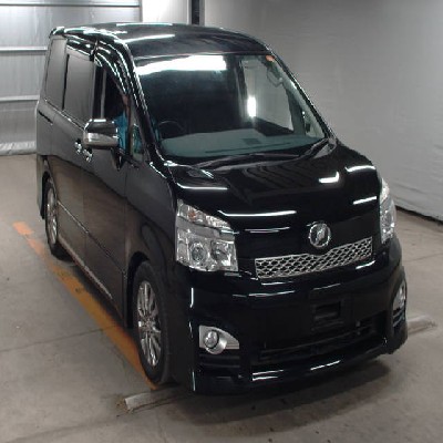 Toyota Voxy 2014 2000cc Image